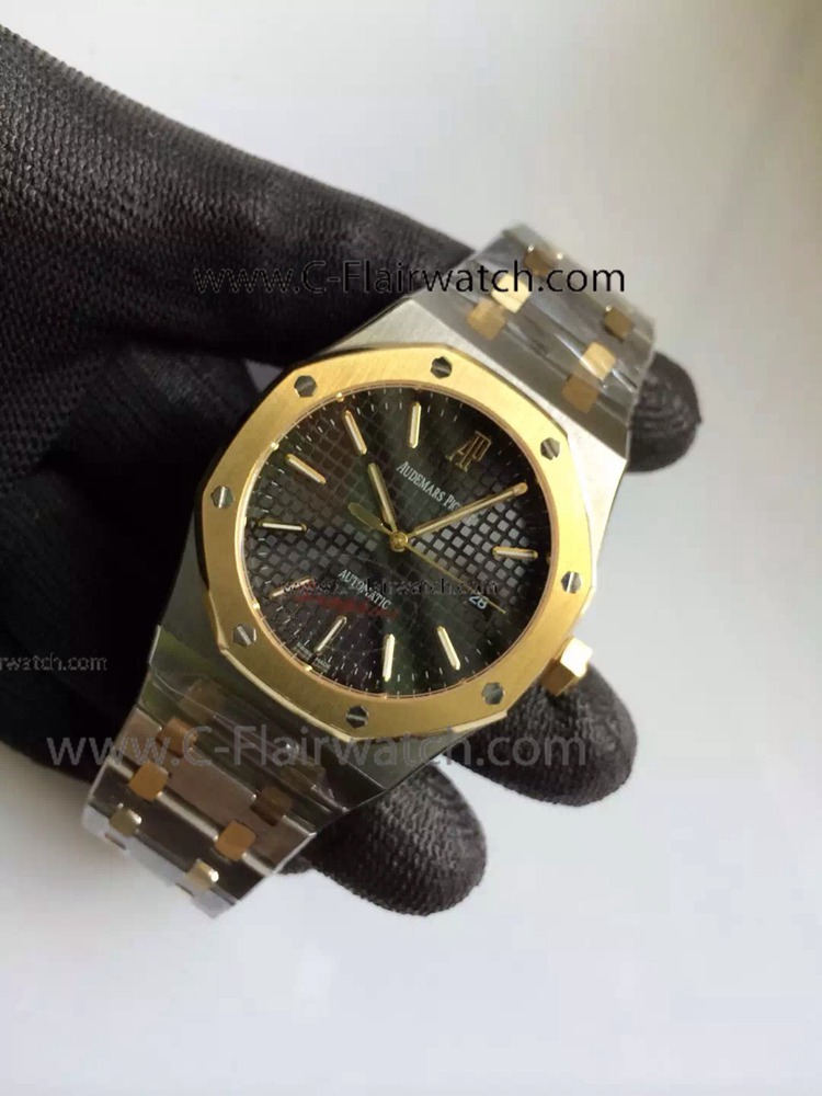 Clone Audemars Piguet Royal Oak 2-Tone Black Dial Watch